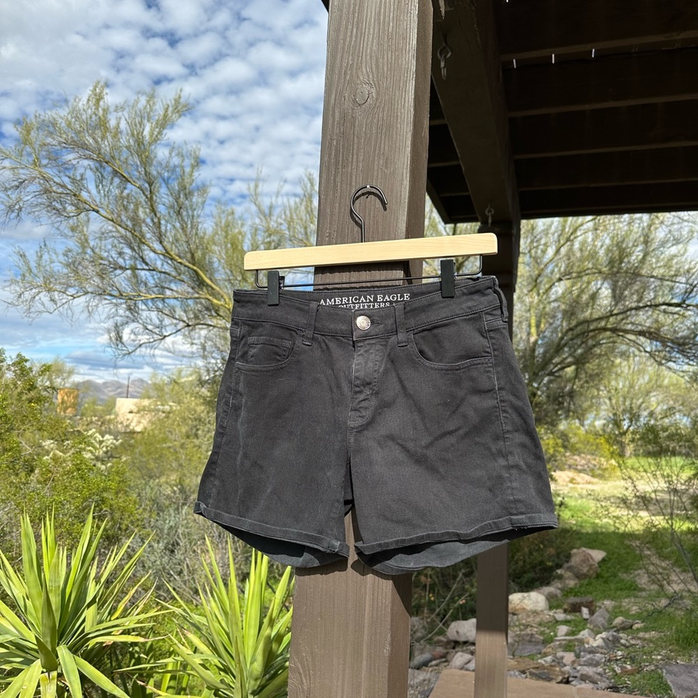 American Eagle stretchy midi shorts